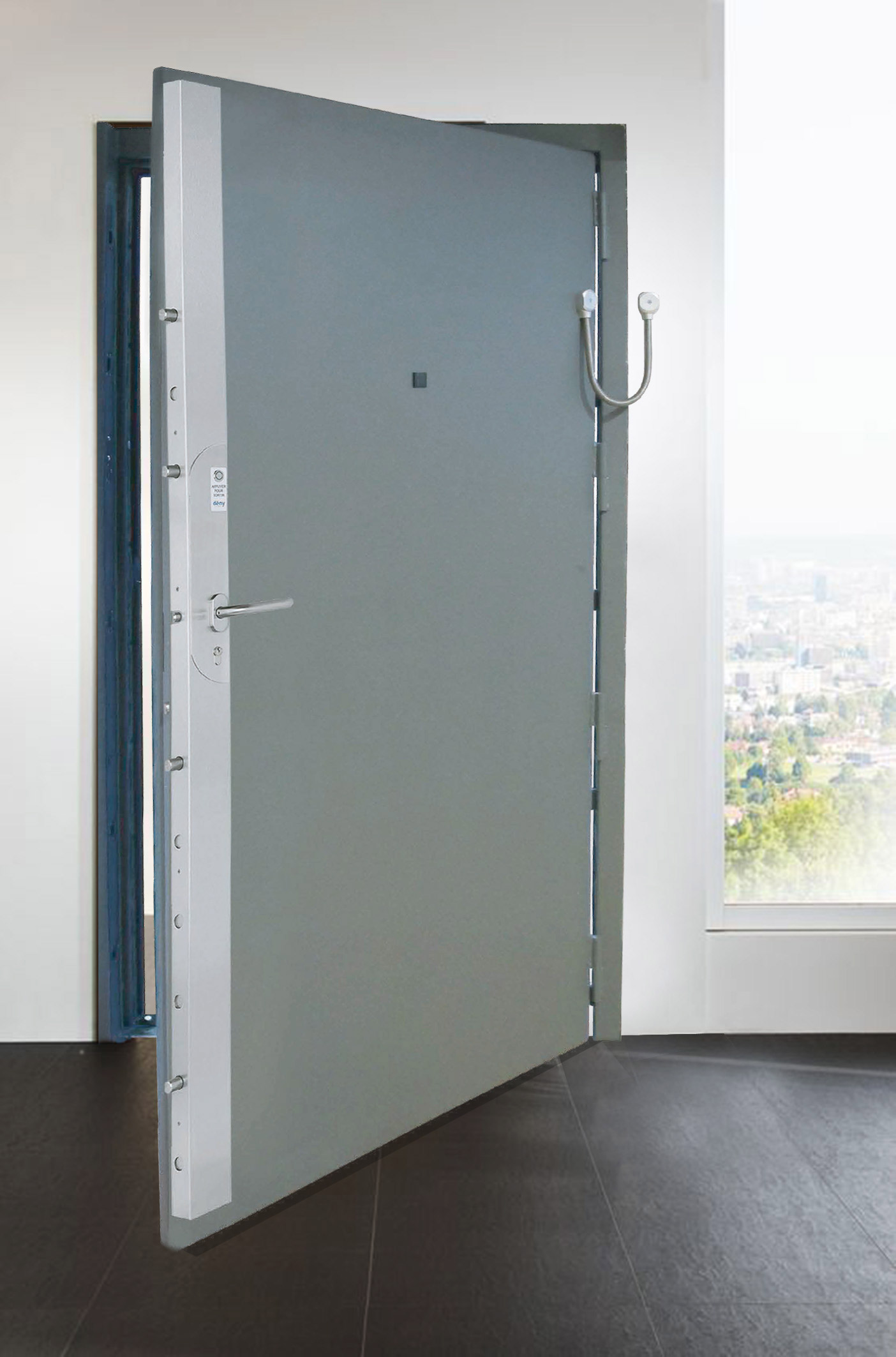 Toltec Secure - tôlerie industrielle au service de la sécurité - Porte SECURE DOOR SD4 est certifiée CR4 selon la norme Européenne EN 1627-1630.